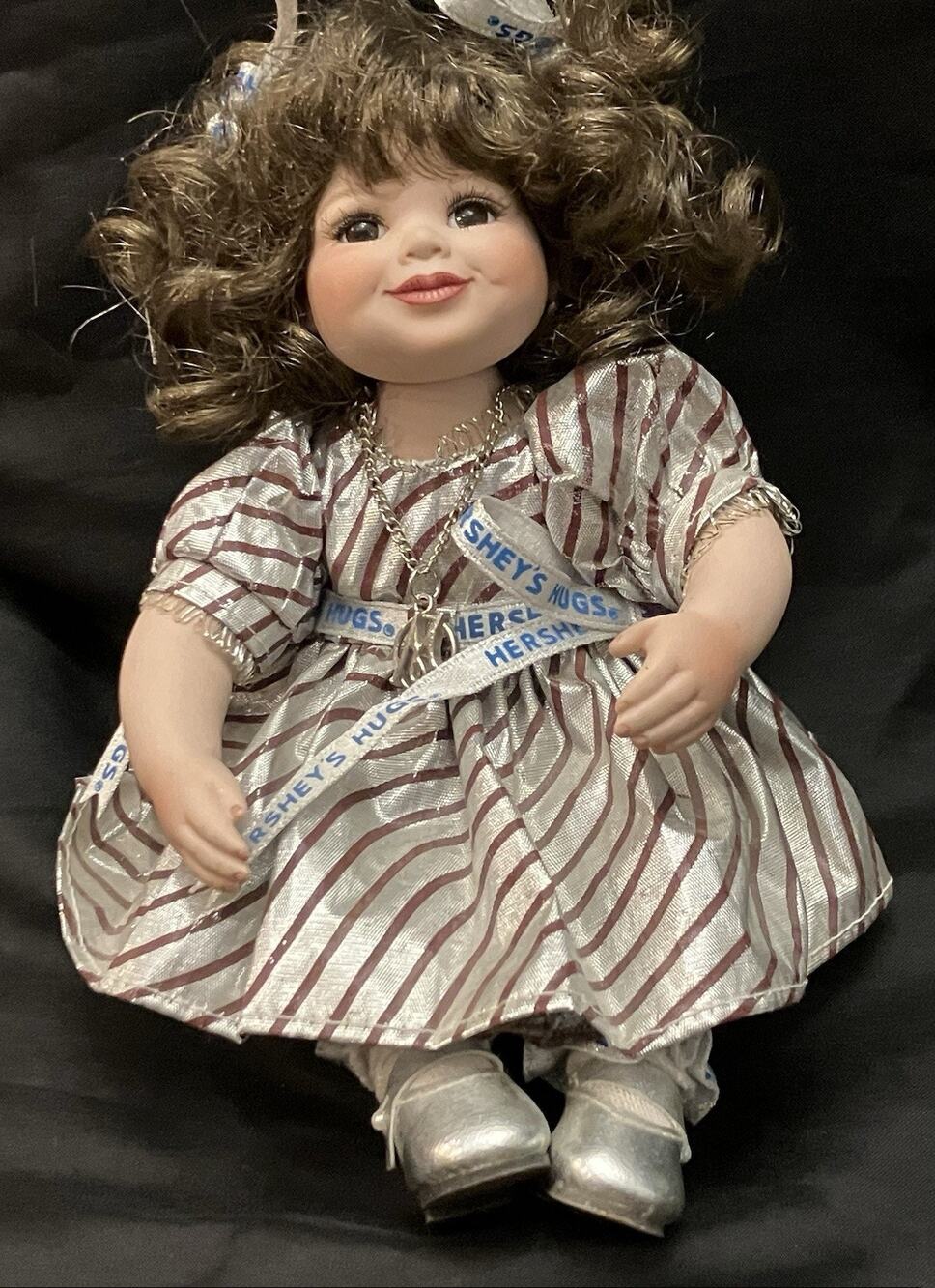 Hershey’s Chocolate Hugs Kisses Limited Edition Marie Osmond Porcelain Doll
